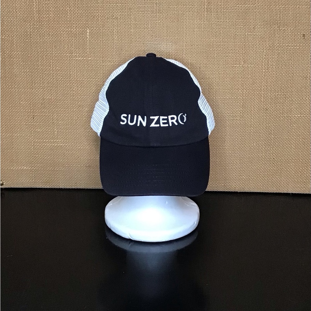 Mens Continental Headwear Sun Zero Black and White Baseball Cap (M206)